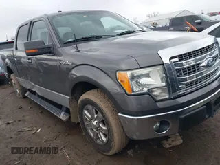 2013 Ford F-150 XL with VIN 1FTFW1CF5DKE32897, listed as a IAAI auction lot 41665756 with 101,574 mi miles. Bid and sale history available at carsss.com. Image 1.