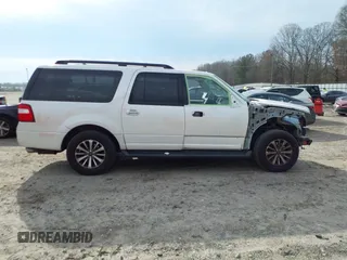 2017 Ford Expedition Max XLT z VIN 1FMJK1HT8HEA52523, wystawiony jako IAAI lot #41790755 z przebiegiem 200 000 mil mil oraz . Historia ofert i sprzedaży dostępna na DreamBid. Obrazek 14.