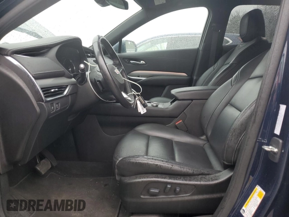 2020 Cadillac XT4 AWD Premium Luxury with VIN 1GYFZDR42LF148742, listed as a Copart auction lot 60729795 with 38,724 mi miles and Salvage title. Bid and sale history available at DreamBid. Image 7.
