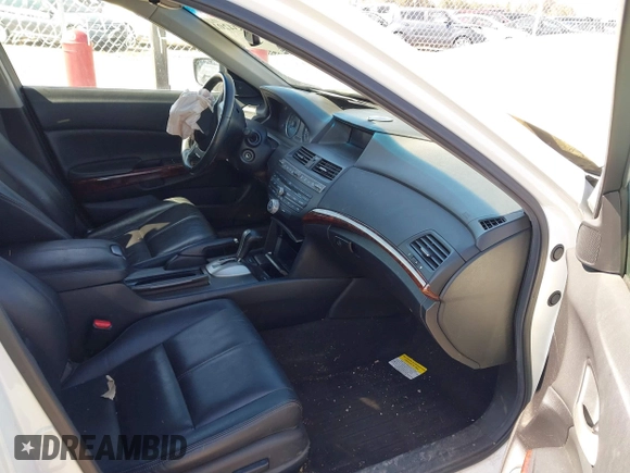 2011 Honda Accord Crosstour EX-L with VIN 5J6TF2H59BL005989, listed as a IAAI auction lot 41834202 with 215,645 mi miles. Bid and sale history available at carsss.com. Image 5.