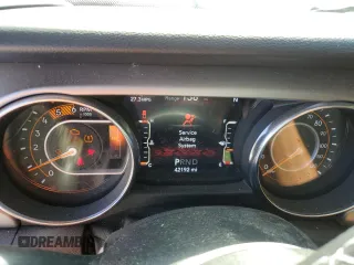 2021 Jeep Gladiator Sport S z VIN 1C6JJTAM0ML523650, wystawiony jako Copart lot #78405774 z przebiegiem 42 192 mil mil oraz Szkoda całkowita • Salvage title. Historia ofert i sprzedaży dostępna na DreamBid. Obrazek 9.