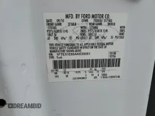 2010 Ford F-150 XL с VIN 1FTEX1E85AKE55051, выставлен на аукционе Copart как лот 56351815 с пробегом 161 481 миль миль и Списание • Salvage title. История ставок и продаж доступна на DreamBid. Изображение 12.