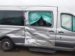 2019 Ford Transit Passenger XL with VIN 1FBAX2CM0KKA73861, listed as a IAAI auction lot 41494070 with 29,556 mi miles. Bid and sale history available at carsss.com. Image 18.