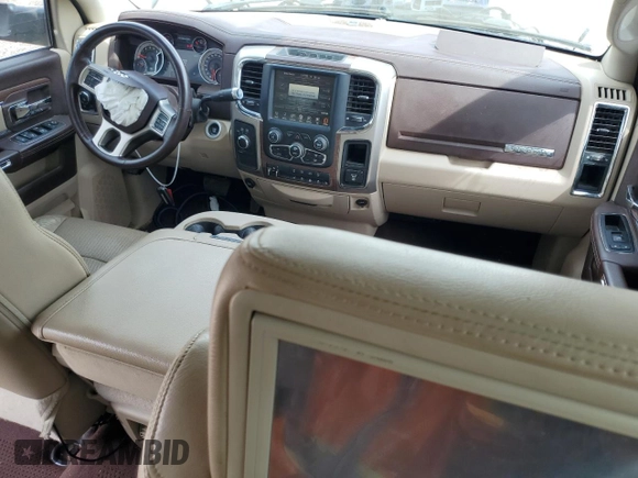 2015 Ram 2500 Laramie with VIN 3C6UR5NL4FG569422, listed as a Copart auction lot 62017655 with 100,400 mi miles and Salvage title. Bid and sale history available at DreamBid. Image 8.