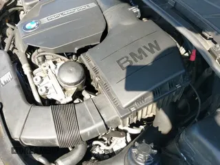 2012 BMW 3 Series 335i с VIN WBADX7C5XCE745548, выставлен на аукционе IAAI как лот 42100734 с пробегом 136 418 миль миль и . История ставок и продаж доступна на DreamBid. Изображение 20.