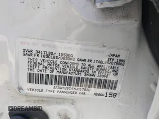 2000 Mitsubishi Mirage DE z VIN JA3AY26C4YU017932, wystawiony jako IAAI lot #42431603 z przebiegiem 193 139 mil mil oraz . Historia ofert i sprzedaży dostępna na DreamBid. Obrazek 9.