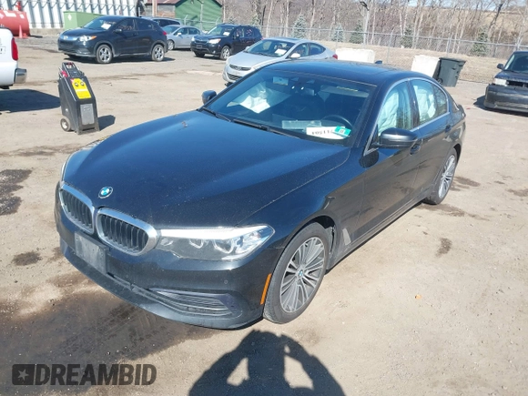 2019 BMW 5 Series 530i xDrive z VIN WBAJA7C57KWW27356, wystawiony jako IAAI lot #41711504 z przebiegiem 183 294 mil mil oraz . Historia ofert i sprzedaży dostępna na DreamBid. Obrazek 17.