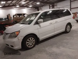 2008 Honda Odyssey EX-L with VIN 5FNRL38748B409231, listed as a IAAI auction lot 41820021 with 193,840 mi miles. Bid and sale history available at carsss.com. Image 2.