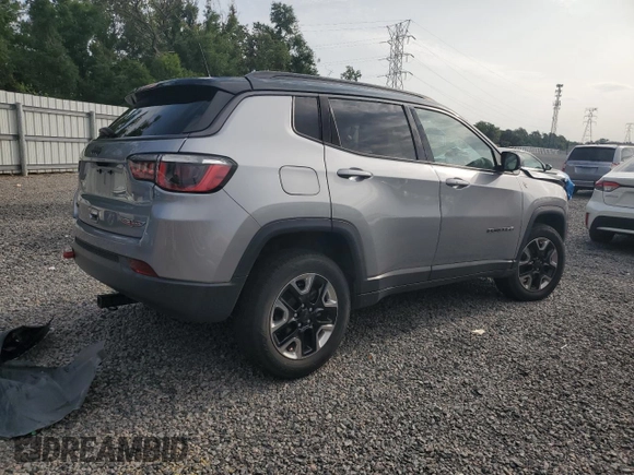 2018 Jeep Compass Trailhawk with VIN 3C4NJDDB3JT168841, listed as a Copart auction lot 59009415 with 130,752 mi miles and Salvage title. Bid and sale history available at DreamBid. Image 3.