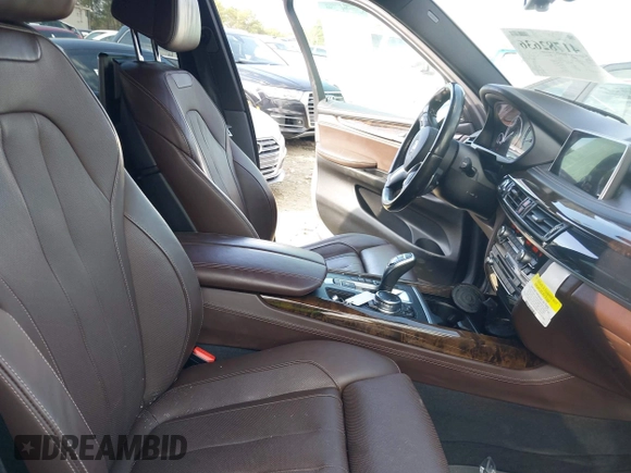 2016 BMW X5 sDrive35i with VIN 5UXKR2C51G0U17086, listed as a IAAI auction lot 41782636 with 100,791 mi miles. Bid and sale history available at carsss.com. Image 5.