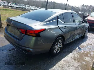 2020 Nissan Altima 2.5 S with VIN 1N4BL4BV7LC212578, listed as a IAAI auction lot 41790444 with 128,849 mi miles. Bid and sale history available at carsss.com. Image 4.