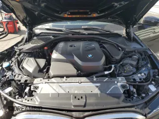 2025 BMW 3 Series 330i with VIN 3MW69CW05S8F12058, listed as a Copart auction lot 88821005 with 2,733 mi miles and Salvage Title. Bid and sale history available at carsss.com. Image 13.