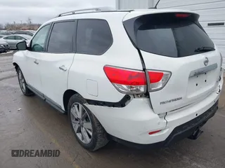 2013 Nissan Pathfinder SV with VIN 5N1AR2MM7DC680238, listed as a IAAI auction lot 41180689 with 178,365 mi miles. Bid and sale history available at carsss.com. Image 3.
