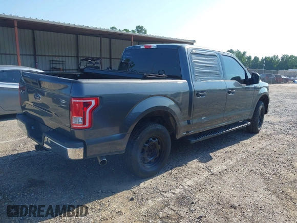 2017 Ford F-150 XL with VIN 1FTEW1CF3HFA12193, listed as a IAAI auction lot 39974210 with 104,743 mi miles. Bid and sale history available at carsss.com. Image 4.