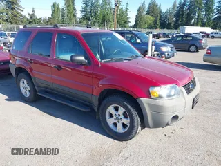 2005 Ford Escape XLT с VIN 1FMCU93155KA28328, выставлен на аукционе IAAI как лот 42293762 с пробегом 136 907 миль миль и . История ставок и продаж доступна на DreamBid. Изображение 1.