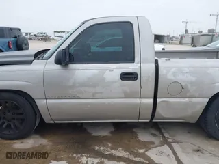 2005 Chevrolet Silverado 1500 Work Truck with VIN 1GCEC14X35Z189059, listed as a IAAI auction lot 41624369 with 201,053 mi miles. Bid and sale history available at carsss.com. Image 15.