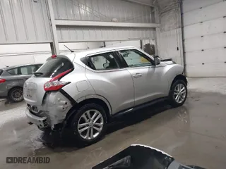 2017 Nissan Juke SL with VIN JN8AF5MV7HT754100, listed as a IAAI auction lot 41241767 with 61,163 mi miles. Bid and sale history available at carsss.com. Image 4.