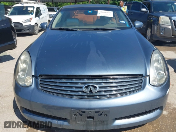 2007 Infiniti G35 with VIN JNKCV54E57M905711, listed as a IAAI auction lot 42088770 with 218,224 mi miles. Bid and sale history available at carsss.com. Image 6.