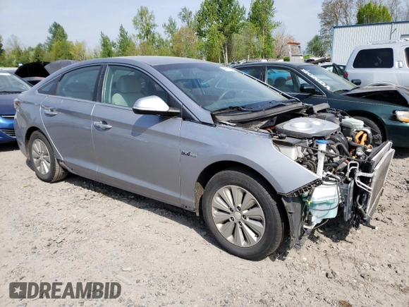 2016 Hyundai Sonata Hybrid SE with VIN KMHE24L12GA012212, listed as a Copart auction lot 49517573 with 115,484 mi miles. Bid and sale history available at carsss.com. Image 4.