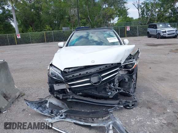 2015 Mercedes-Benz C 300 Luxury with VIN 55SWF4KB9FU033439, listed as a IAAI auction lot 42056388 with 105,952 mi miles and . Bid and sale history available at DreamBid. Image 11.