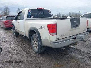 2005 Nissan Titan SE with VIN 1N6AA06BX5N512401, listed as a IAAI auction lot 41462412 with 247,849 mi miles and . Bid and sale history available at DreamBid. Image 3.