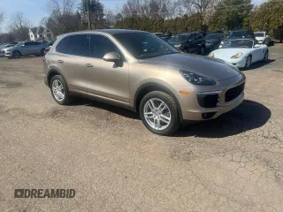 2018 Porsche Cayenne z VIN WP1AA2A26JKA00392, wystawiony jako Copart lot #49211235 z przebiegiem 87 588 mil mil oraz Czysty tytuł • Clean title. Historia ofert i sprzedaży dostępna na DreamBid. Obrazek 4.