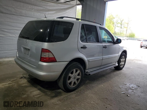 2000 Mercedes-Benz M 320/430/500 с VIN 4JGAB72E6YA200592, выставлен на аукционе Copart как лот 57261935 с пробегом 210 338 миль миль и Чистый • Clean title. История ставок и продаж доступна на DreamBid. Изображение 3.