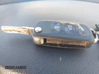 2012 Volkswagen Jetta S с VIN 3VW2K7AJ3CM335903, выставлен на аукционе IAAI как лот 42248250 с пробегом 142 826 миль миль и . История ставок и продаж доступна на DreamBid. Изображение 11.
