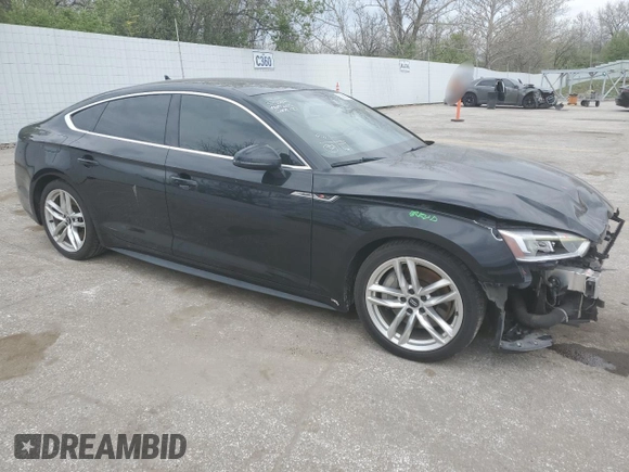 2018 Audi A5 Sportback Premium Plus с VIN WAUENCF56JA058232, выставлен на аукционе Copart как лот 52888755 с пробегом 63 437 миль миль и Списание • Salvage title. История ставок и продаж доступна на DreamBid. Изображение 4.