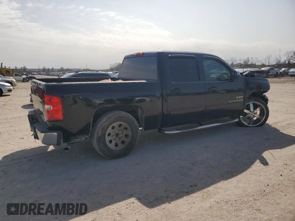 2007 Chevrolet Silverado 1500 LT w/1LT with VIN 3GCEC13J87G501215, listed as a Copart auction lot 45108135 with 216,522 mi miles and Salvage Title. Bid and sale history available at carsss.com. Image 3.