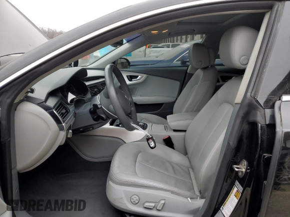 2014 Audi A7 Premium Plus z VIN WAUWGAFC1EN068294, wystawiony jako Copart lot #42305475 z przebiegiem 107 328 mil mil oraz Szkoda całkowita • Salvage title. Historia ofert i sprzedaży dostępna na DreamBid. Obrazek 7.