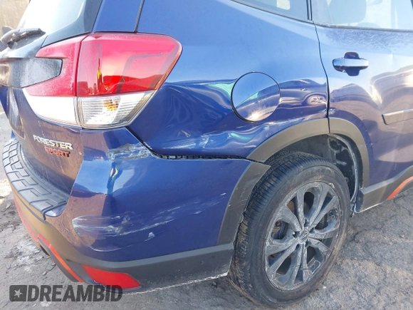 2024 Subaru Forester Sport with VIN JF2SKAEC7RH456119, listed as a IAAI auction lot 41405345 with 13,395 mi miles. Bid and sale history available at carsss.com. Image 6.