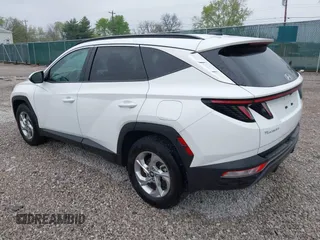 2023 Hyundai Tucson SEL z VIN 5NMJBCAE3PH214971, wystawiony jako IAAI lot #42014930 z przebiegiem 13 025 mil mil oraz . Historia ofert i sprzedaży dostępna na DreamBid. Obrazek 3.