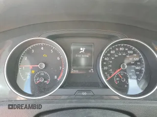 2020 Volkswagen Golf TSI z VIN 3VWG57AUXLM010320, wystawiony jako Copart lot #51638655 z przebiegiem 61 910 mil mil oraz Szkoda całkowita • Salvage title. Historia ofert i sprzedaży dostępna na DreamBid. Obrazek 9.
