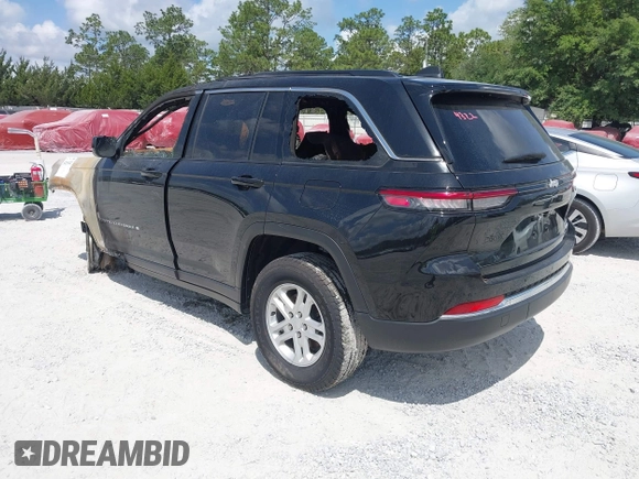 2024 Jeep Grand Cherokee Laredo X with VIN 1C4RJGAGXRC187574, listed as a IAAI auction lot 42234322 with Not provided miles and . Bid and sale history available at DreamBid. Image 3.