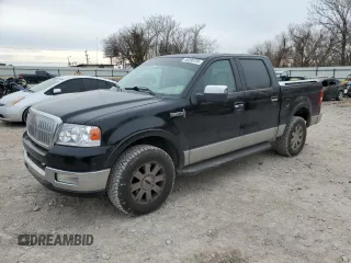 2006 Lincoln Mark LT with VIN 5LTPW18516FJ00596, listed as a Copart auction lot 45298735 with 319,241 mi miles and Salvage Title. Bid and sale history available at carsss.com. Image 1.
