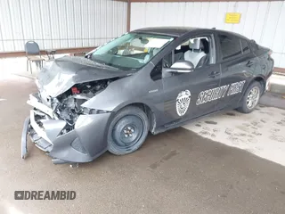 2016 Toyota Prius Two z VIN JTDKBRFU8G3008146, wystawiony jako IAAI lot #41920005 z przebiegiem 116 613 mil mil oraz . Historia ofert i sprzedaży dostępna na DreamBid. Obrazek 21.