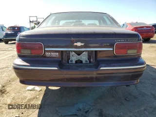 1995 Chevrolet Caprice z VIN 1G1BL52W3SR150934, wystawiony jako Copart lot #75098494 z przebiegiem 73 721 mil mil oraz Czysty tytuł • Clean title. Historia ofert i sprzedaży dostępna na DreamBid. Obrazek 6.