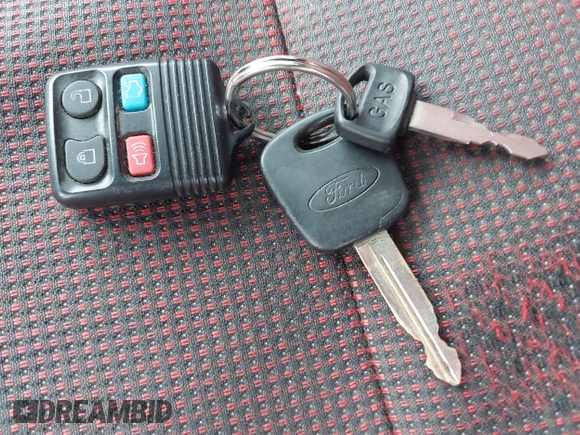 2004 Ford Focus with VIN 3FAHP30554R112736, listed as a IAAI auction lot 41424365 with 212,393 mi miles and . Bid and sale history available at DreamBid. Image 11.