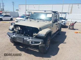 2020 Jeep Gladiator Sport S with VIN 1C6HJTAG1LL173646, listed as a IAAI auction lot 42008807 with Not Provided miles. Bid and sale history available at carsss.com. Image 21.