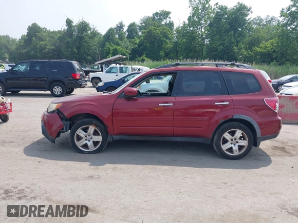 2009 Subaru Forester X with VIN JF2SH63689H721560, listed as a IAAI auction lot 42442441 with 119,896 mi miles and . Bid and sale history available at DreamBid. Image 14.