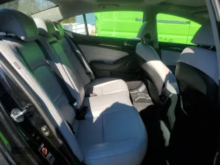 2014 Kia Cadenza Premium with VIN KNALN4D76E5157472, listed as a Copart auction lot 88692445 with 122,515 mi miles and Salvage Title. Bid and sale history available at carsss.com. Image 10.