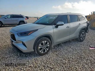 2023 Toyota Highlander L with VIN 5TDKDRAH9PS028201, listed as a Copart auction lot 61145095 with 23,462 mi miles and Salvage title. Bid and sale history available at DreamBid. Image 1.