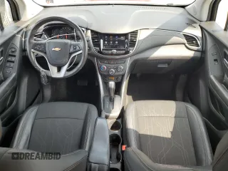 2022 Chevrolet Trax LT with VIN KL7CJPSM4NB569607, listed as a Copart auction lot 58746285 with 77,383 mi miles and Salvage title. Bid and sale history available at DreamBid. Image 8.