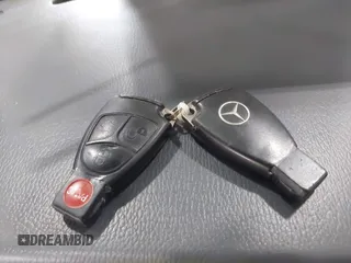 2002 Mercedes-Benz E 320/430 4 Matic with VIN WDBJF83J52X067093, listed as a IAAI auction lot 42119505 with 170,647 mi miles and . Bid and sale history available at DreamBid. Image 11.