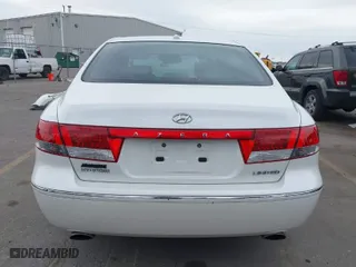2007 Hyundai Azera SE with VIN KMHFC46F27A232569, listed as a IAAI auction lot 41906216 with 158,314 mi miles. Bid and sale history available at carsss.com. Image 17.