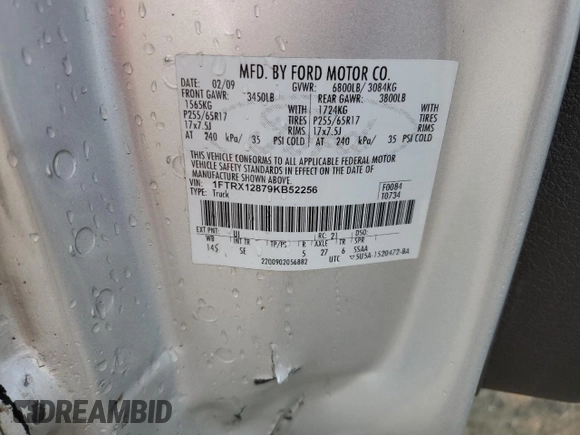2009 Ford F-150 STX with VIN 1FTRX12879KB52256, listed as a Copart auction lot 44255075 with 211,613 mi miles and Salvage Title. Bid and sale history available at carsss.com. Image 12.