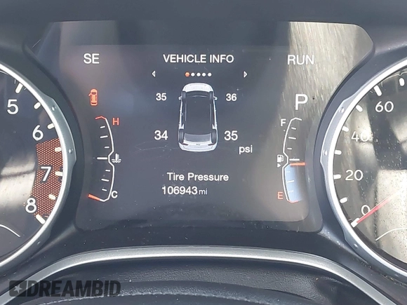 2017 Jeep Compass Latitude z VIN 3C4NJDBB9HT667415, wystawiony jako IAAI lot #40755033 z przebiegiem 106 943 mil mil oraz . Historia ofert i sprzedaży dostępna na DreamBid. Obrazek 15.