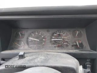 1996 Jeep Cherokee Sport with VIN 1J4FJ67S4TL224743, listed as a IAAI auction lot 42083533 with 253,847 mi miles. Bid and sale history available at carsss.com. Image 7.