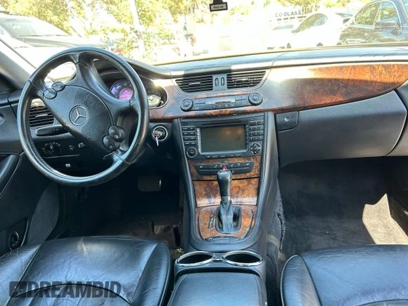 2006 Mercedes-Benz CLS-Class with VIN WDDDJ75X56A055095, listed as a Copart auction lot 74631394 with 177,706 mi miles and Clean Title. Bid and sale history available at carsss.com. Image 9.